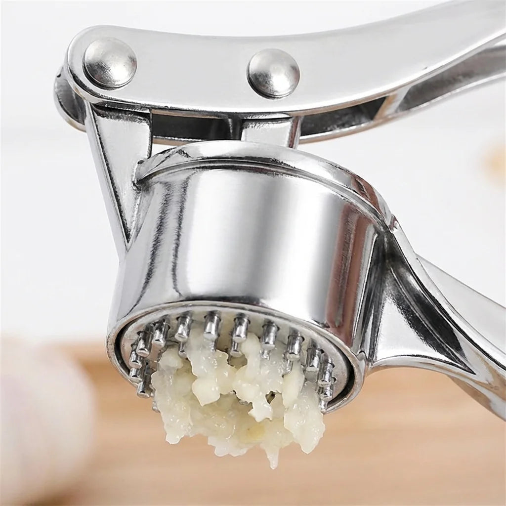 18x5cm, Heavy Duty, Multipurpose Too l3-in-1 Aluminum Alloy Garlic Press, Nut Cracker & Bottle Opener