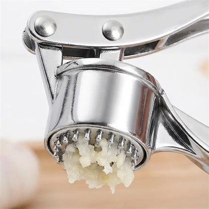 18x5cm, Heavy Duty, Multipurpose Too l3-in-1 Aluminum Alloy Garlic Press, Nut Cracker & Bottle Opener