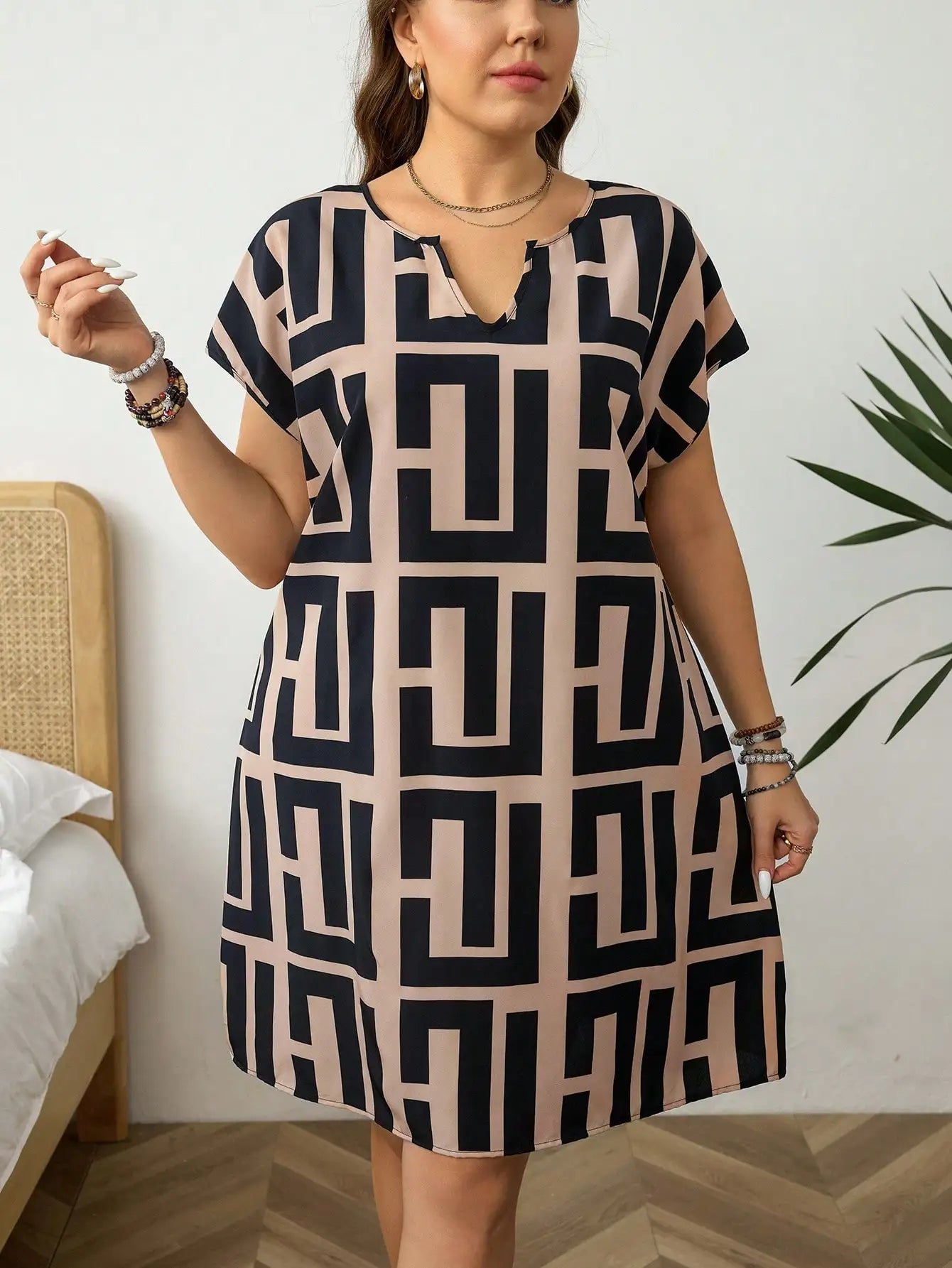 V Neck Batwing Sleeve Casual A-Line  Vintage Print Dress