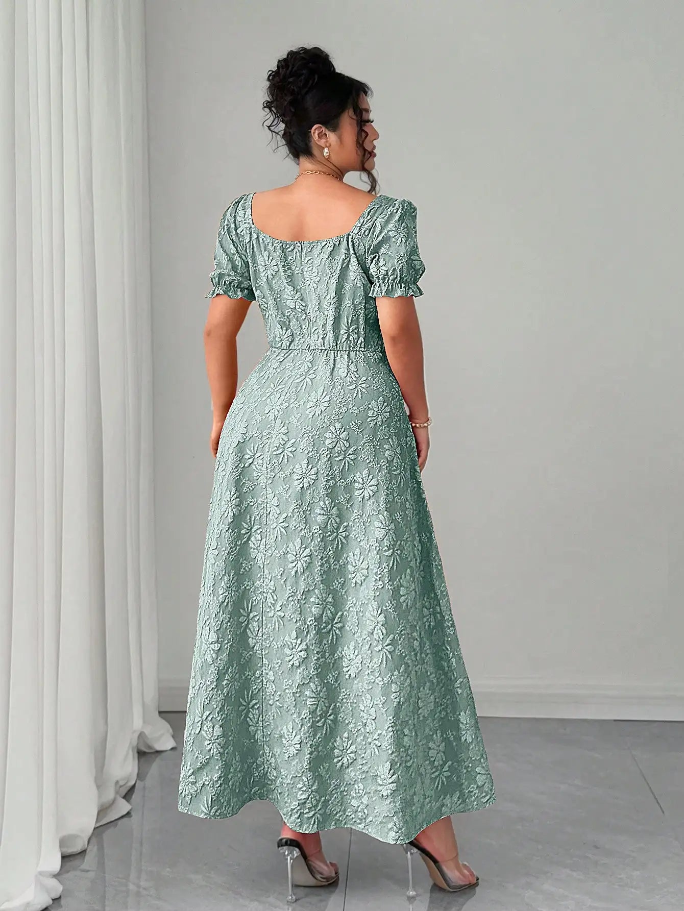 Mint Green Plus Size Floral Jacquard Maxi Dress Square Neckline, Puffed Sleeves, And Defined Waist
