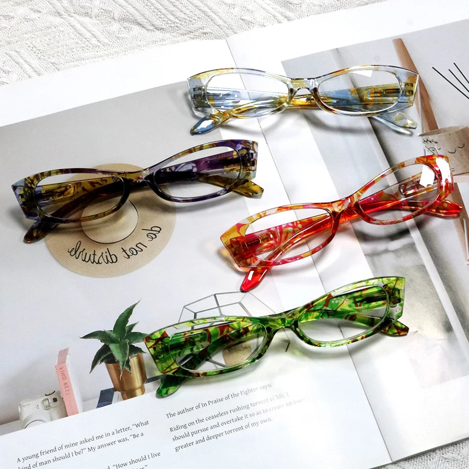 4-Piece Presbyopic  Floral Women's Spring Hinge Reading Glasses Set with PC Case